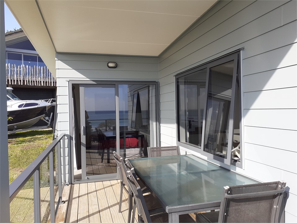 Deck area by master bedroom ...
