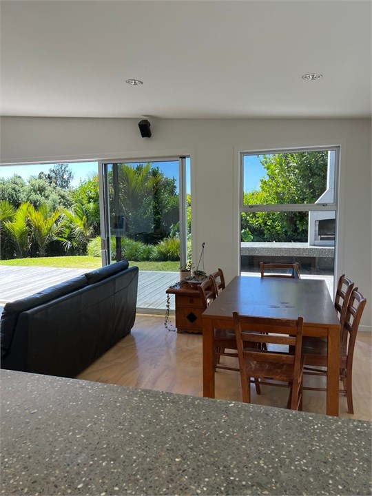 Open plan living / dinning / kitchen / breakfast b