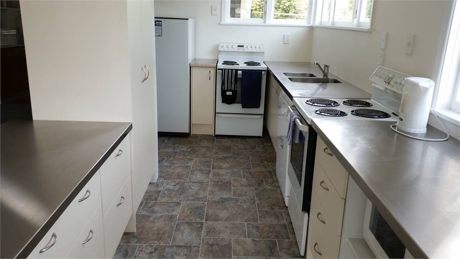 2 stoves, 2 microwaves, set up to feed the whole t