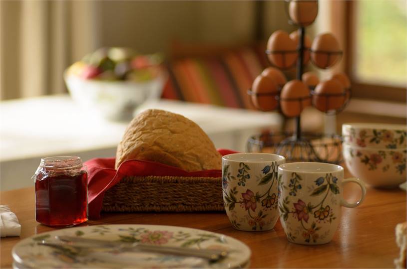 Complimentary country inspired breakfast.