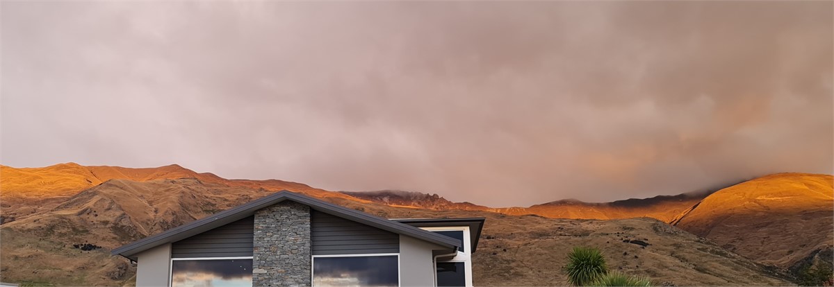 Mt Roy Apt. with stunning mountain backdrop