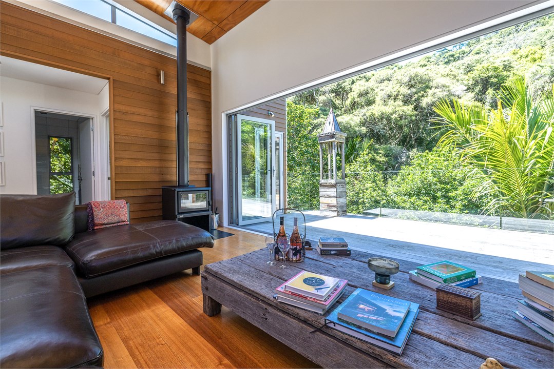 Inside Out House Waiheke Island Holiday Home for rent Holiday Houses