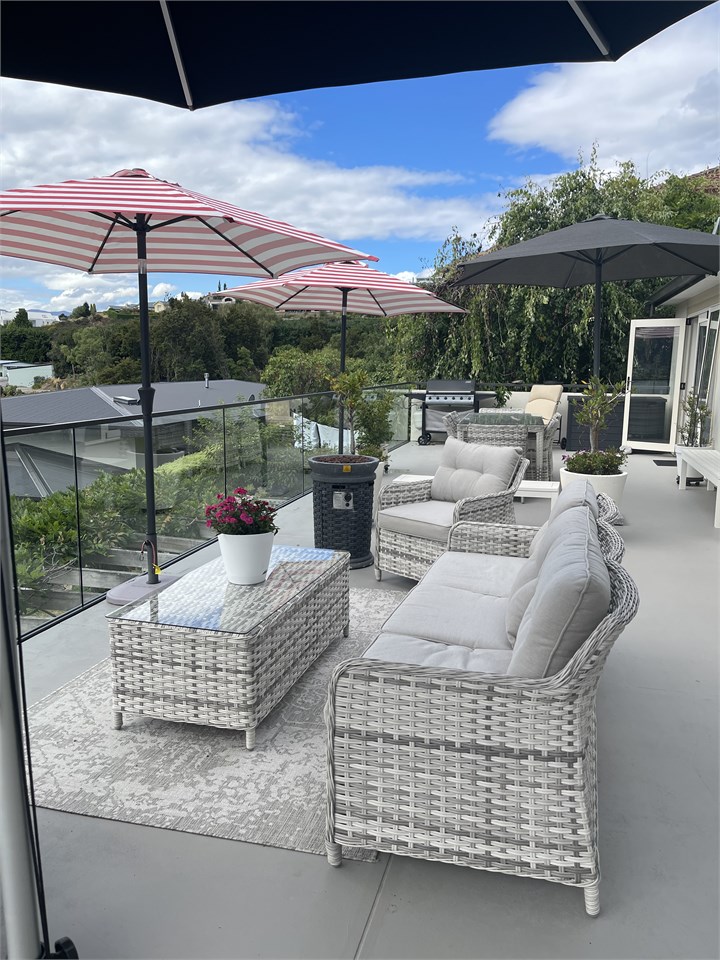 Balcony entertaining