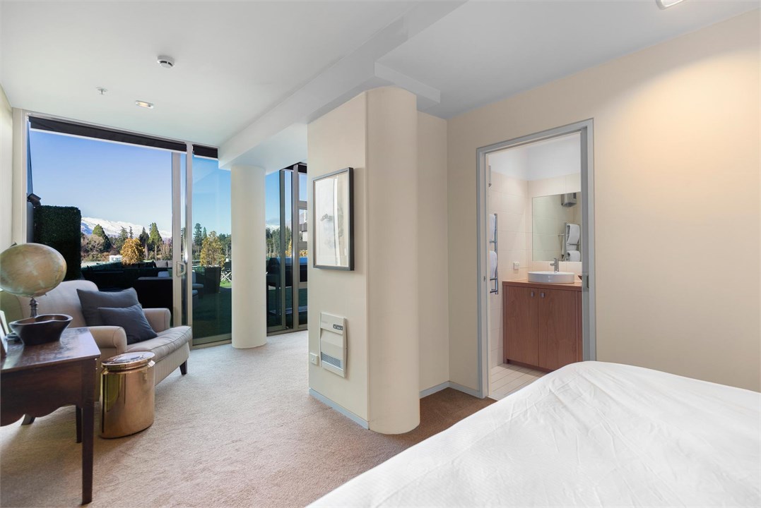 THE SHOTOVER | CBD Luxury, Rooftop Terrace Aura Qu