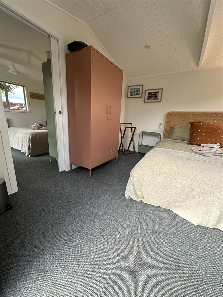 Sleepout Queen Bedroom