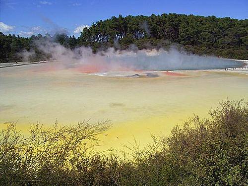 Mud pool 5 mins drive away