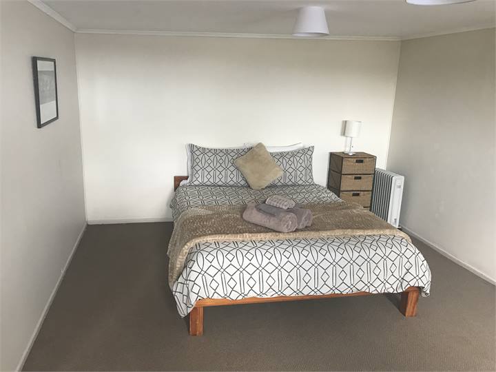 Downstairs queen bedroom