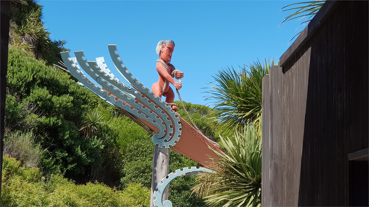 Entrance way to Peninsular walk from South Bay Dom