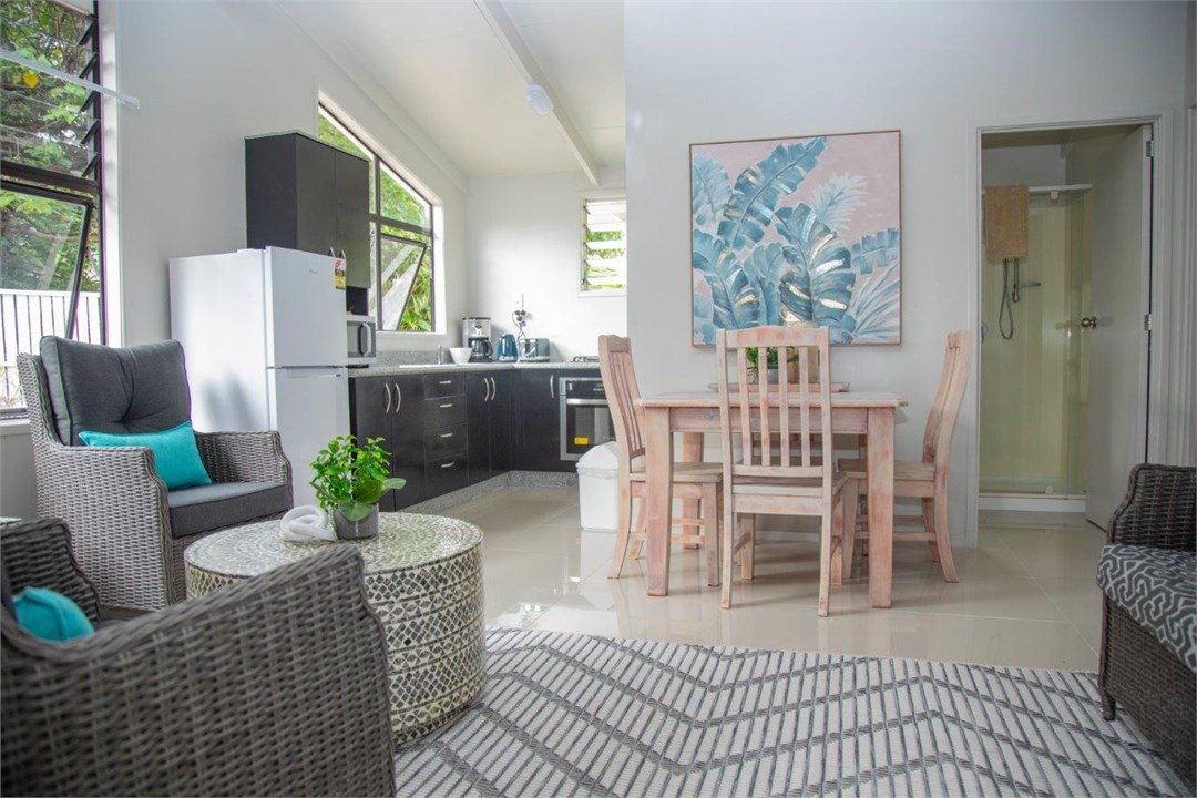 Modern tropical living