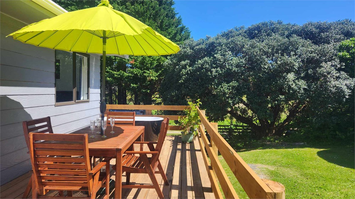 Sunny private decking area for BBQ's and that rela