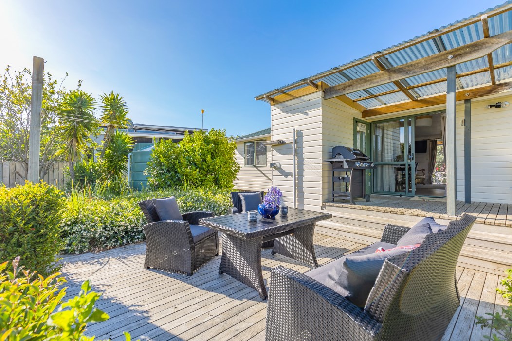 Island getaway (5 mins from Oneroa) Waiheke Island Bach for rent