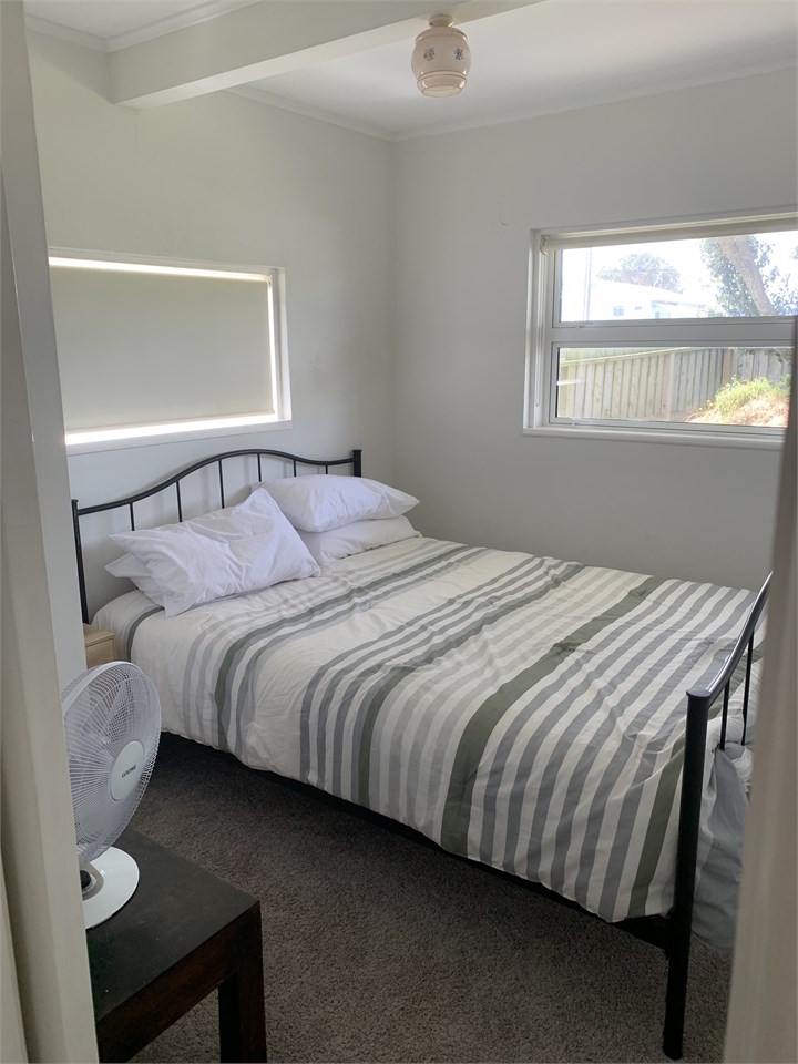 2 downstairs bedroom