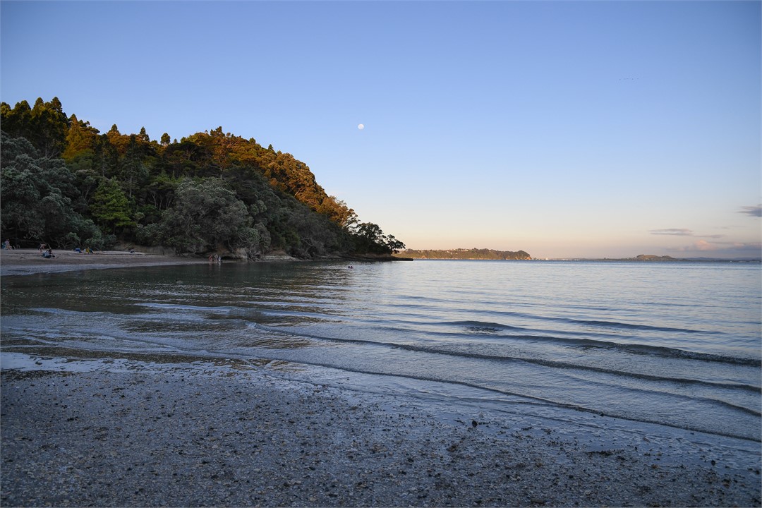 french bay, 5 minutes walk