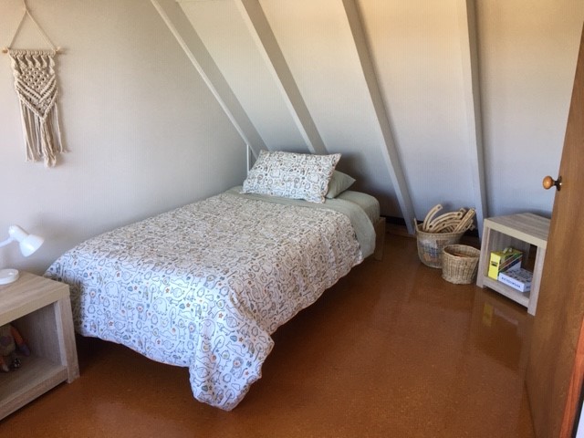 second bedroom