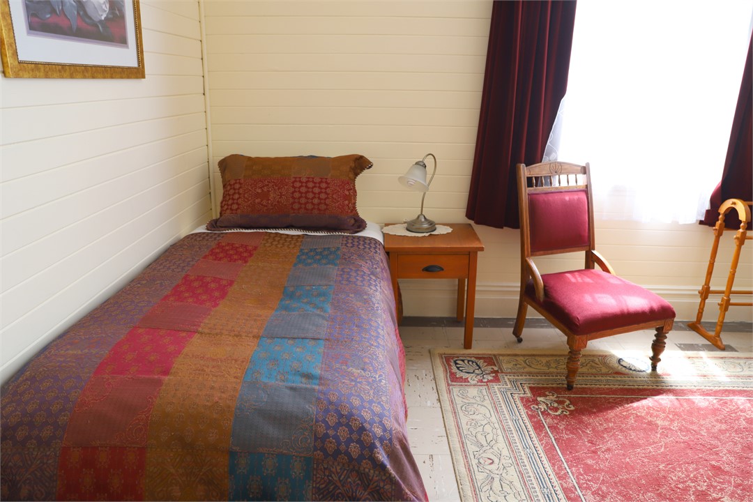 Ko te Ruma Mahitihiti Mera The Mail Sorting Room w