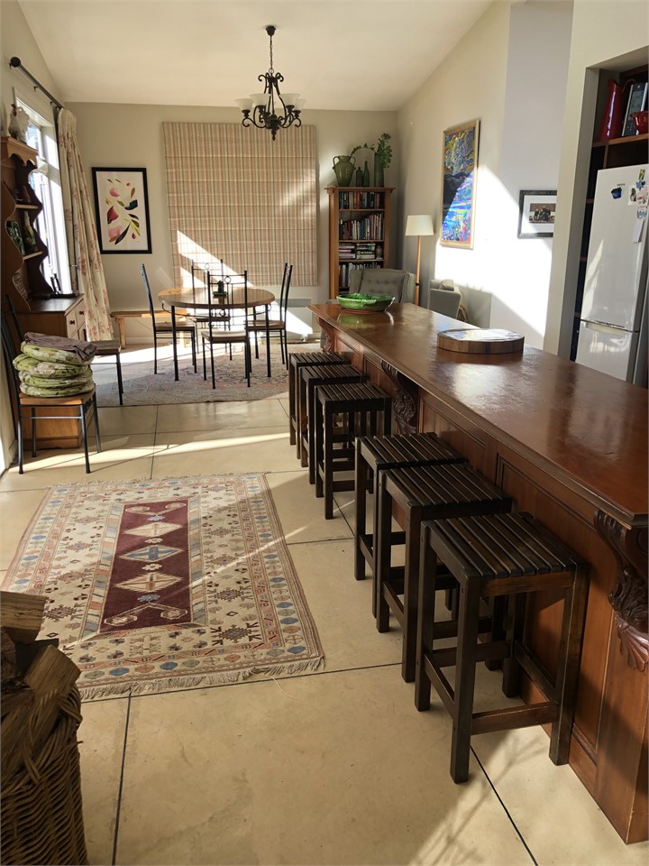 Breakfast bar / island bench 3.7 meters