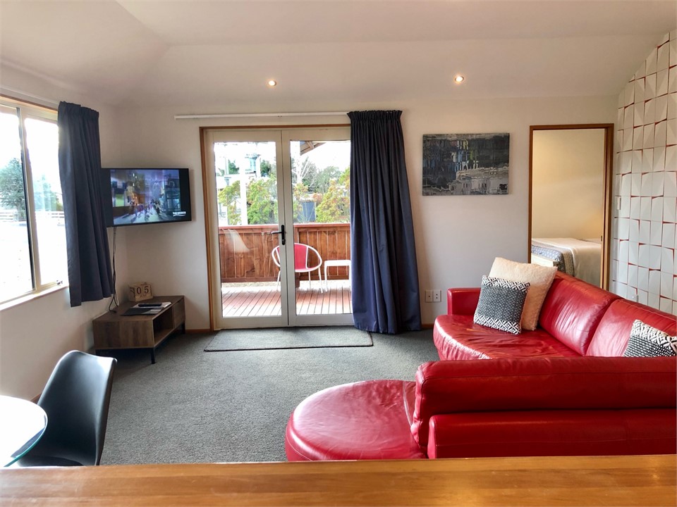 The Snug Twizel Holiday Home for rent Holiday Houses