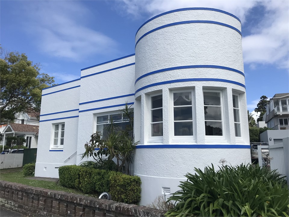 Art deco house front