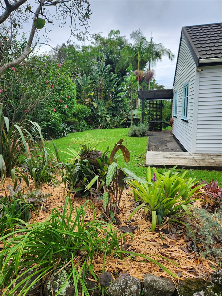 Side garden outside the second bedroom