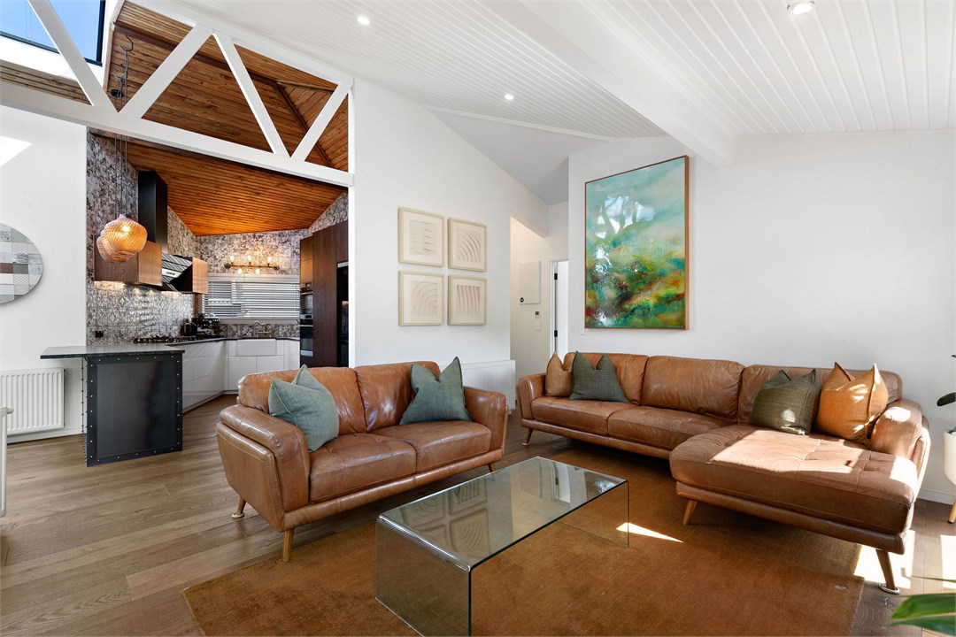 Aura Queenstown Holiday Homes | Arrowtown Luxury E