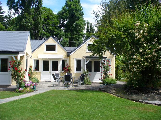 Burnbank  in the summer