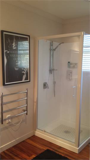 Upstairs bathroom shower and heated towel rack