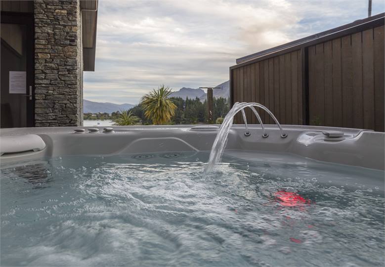 Your own private spa pool to enjoy