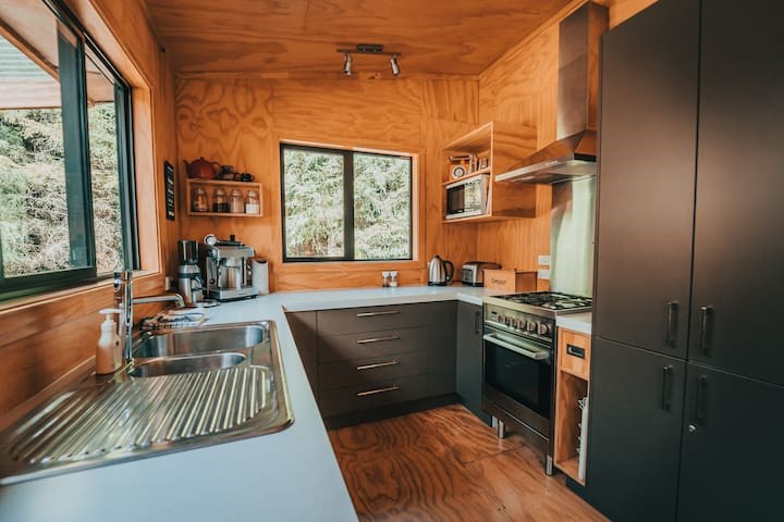 Well equipped kitchen