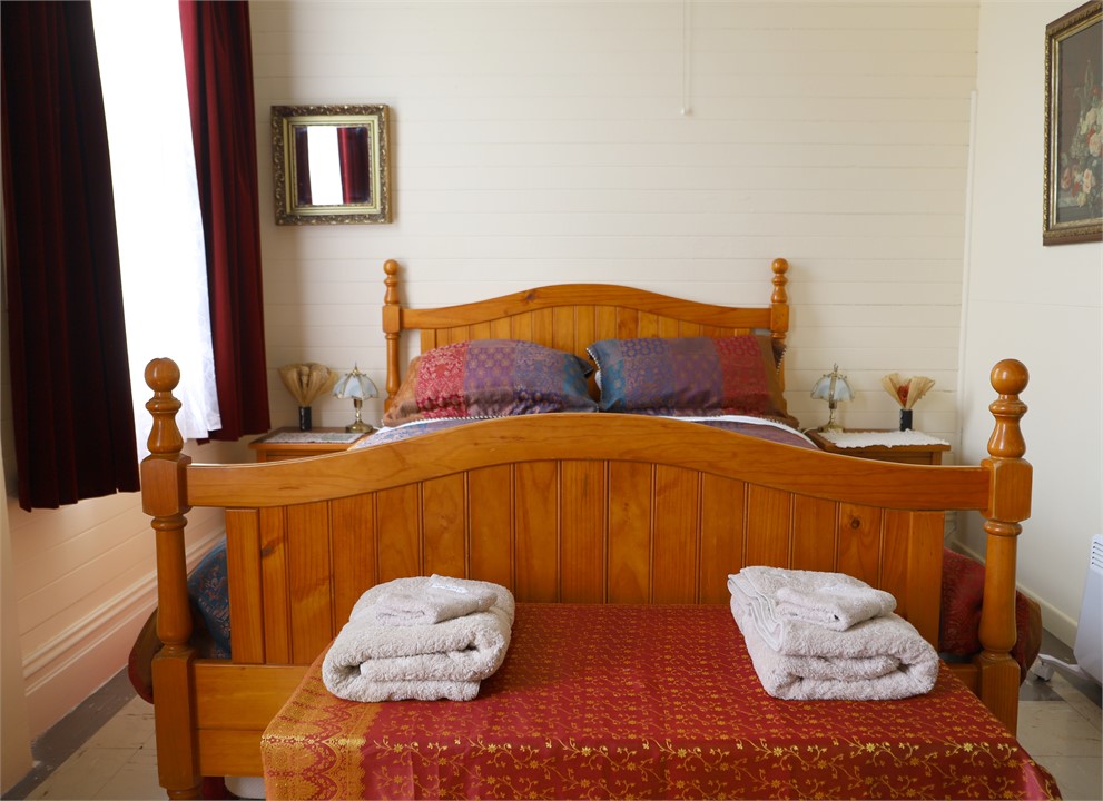 Ko te Ruma Mahitihiti Mera The Mail Sorting Room q