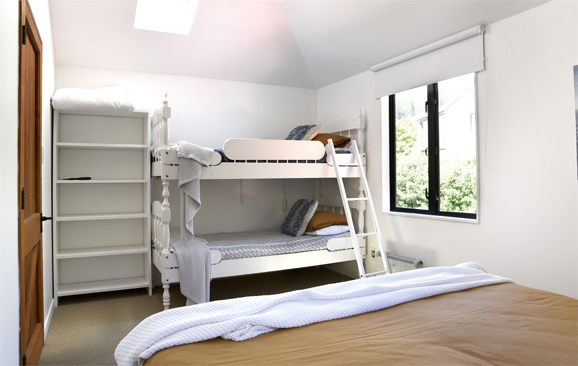 Downstairs 4th Bedroom bunks