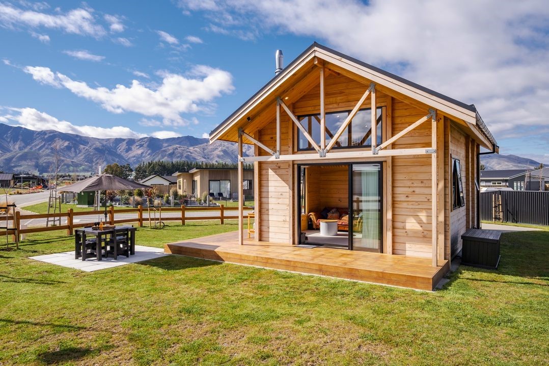 Lake Hawea Owl's Nest (Bachcare) Lake Hawea Holiday Home for rent