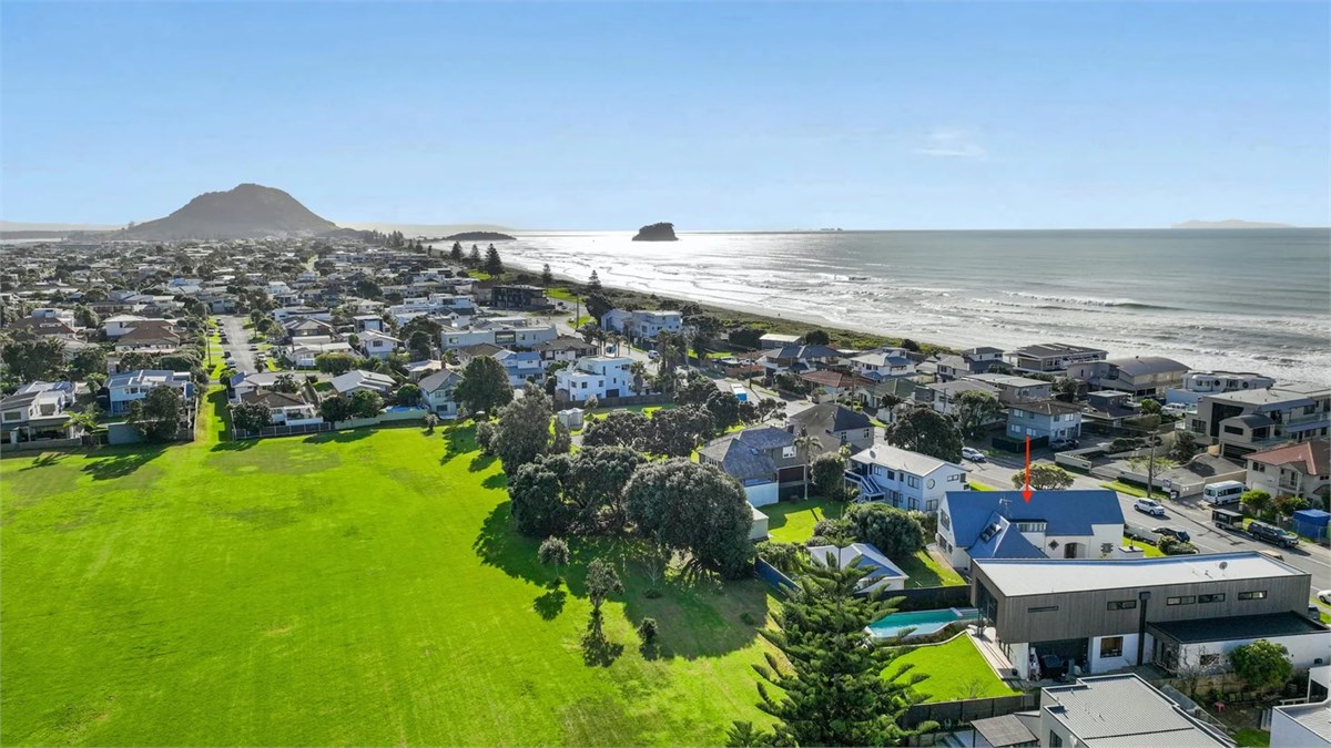 Oceanbeach family stay Mt Maunganui Holiday Home for rent Holiday