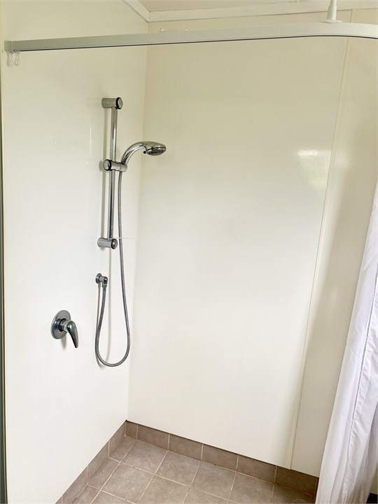 1BEDRM APARTMENT ON SITE - AVAILABLE AT EXTRA COST