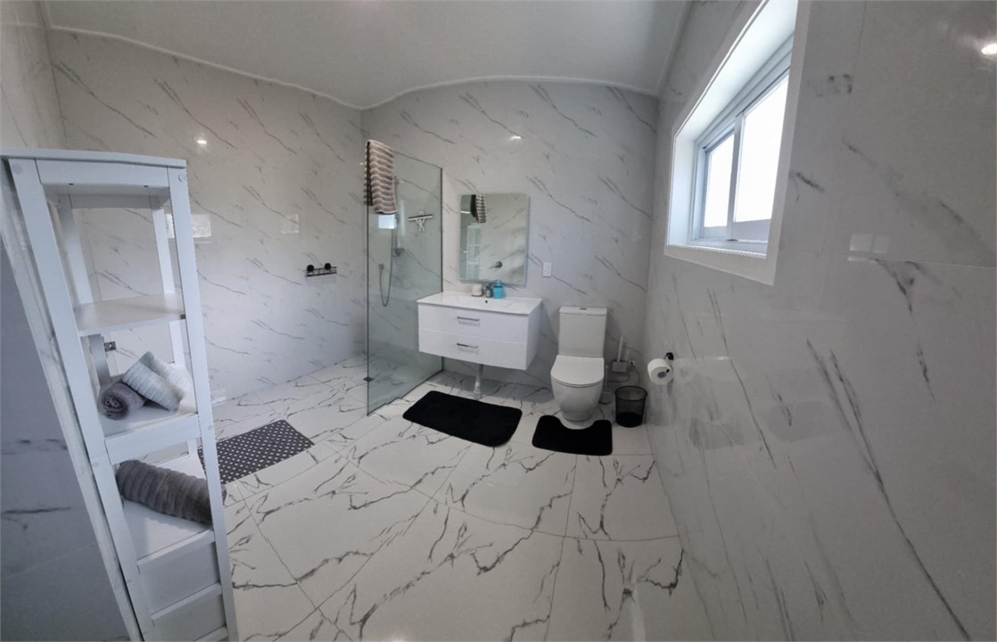 master ensuite