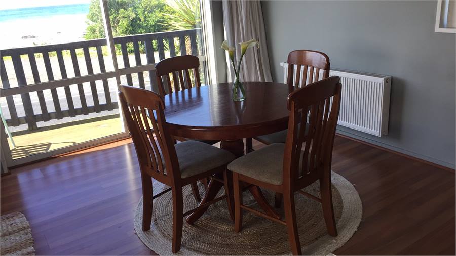 B61FDAB3-0C6E-4D7C-B83B-899288DDCA38