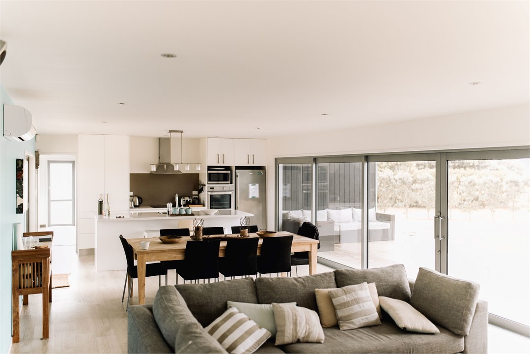 Lounge/Dining/Kitchen