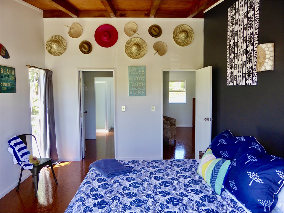 bedroom one has a walk in w/drobe, ensuit,  air co