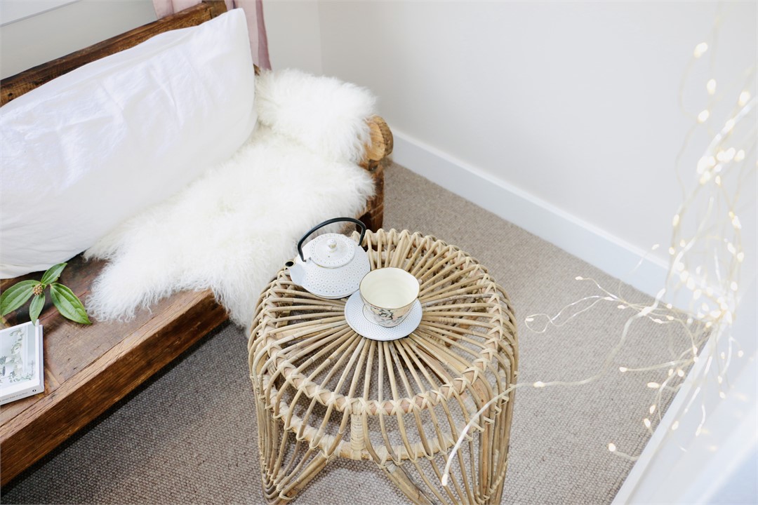 2 lovely peaceful sunrooms