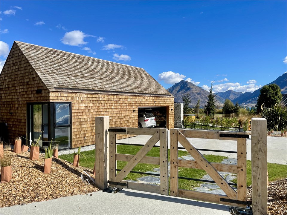 Jacks Point designer home Jacks Point Holiday Home for rent Holiday