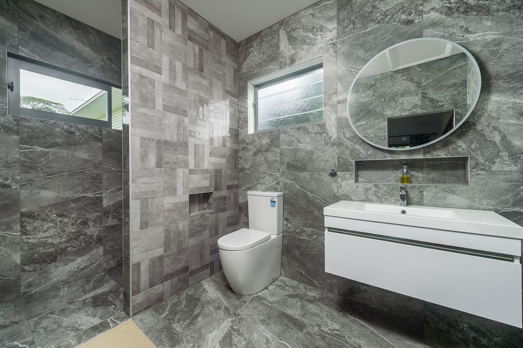 Bedroom 2 - private ensuite