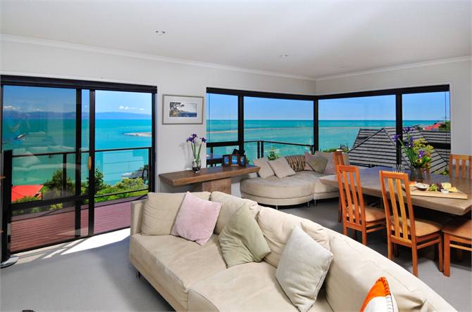 Ocean Dreaming - Nelson Waterfront