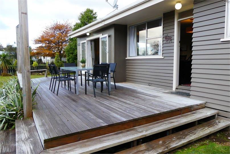 Indoor/Outdoor Living - Front Deck