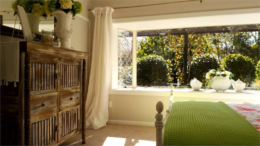 Garden view bedroom1