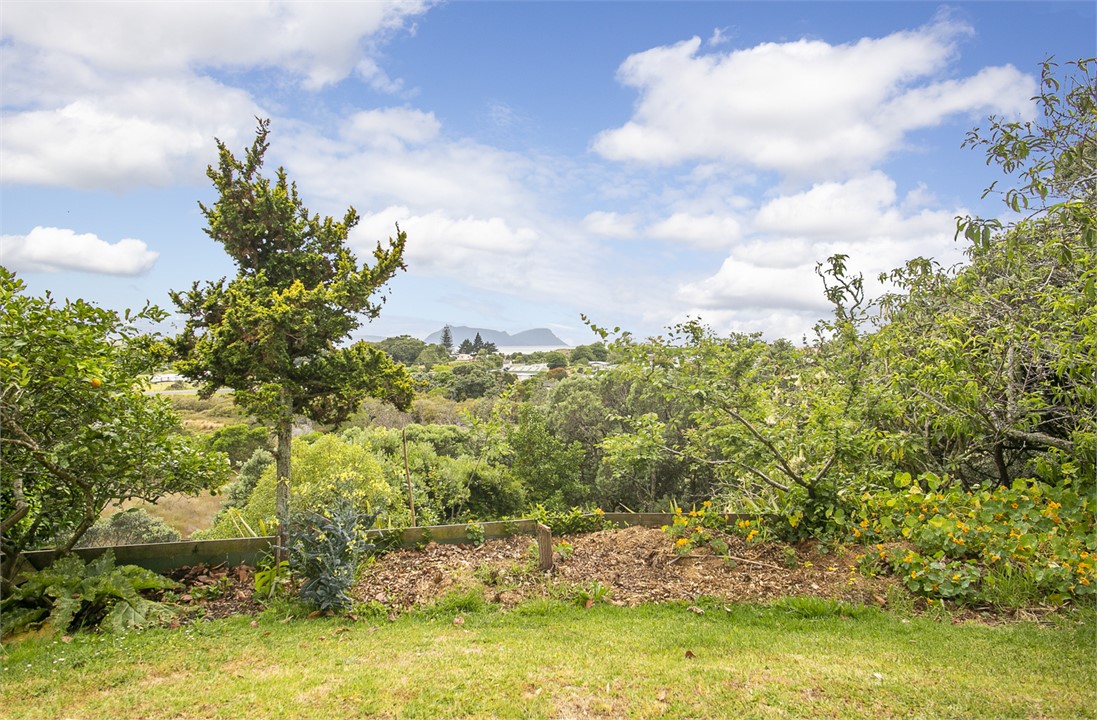 The level lower lawn outside rumpus