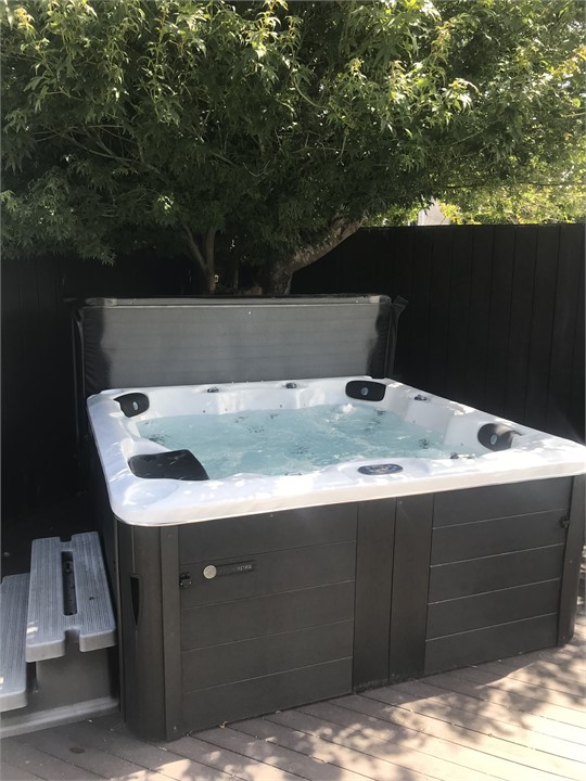 Spa to use all year round