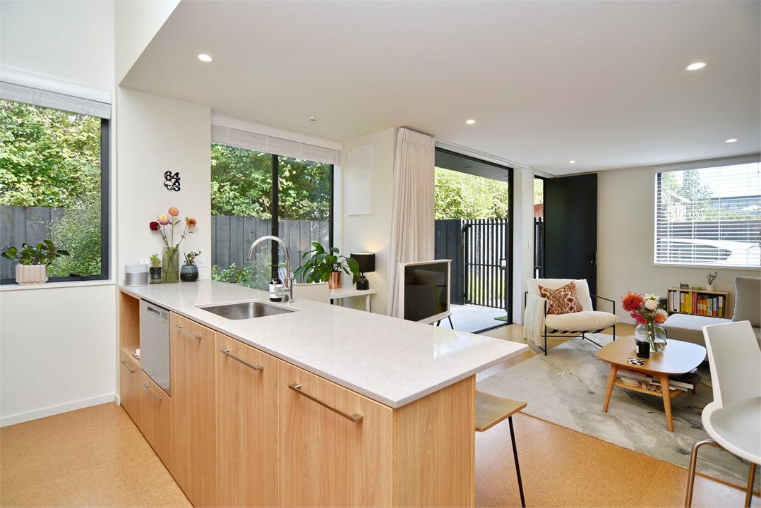 Fully equipped Kitchen area