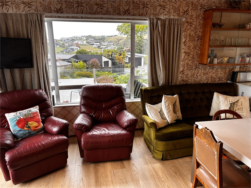 lounge out to the view