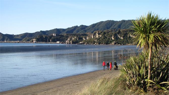 Pohara Beach to the East