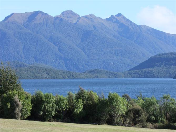 Lake Manapouri