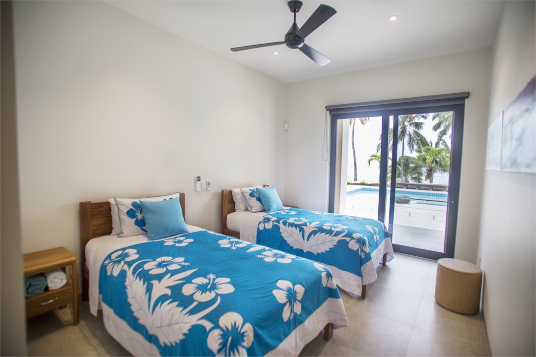 Bedroom 4 w two x King single beds